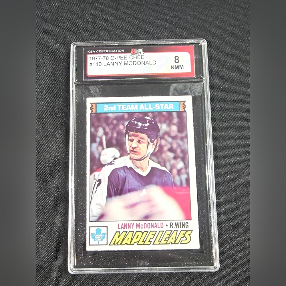 Lanny McDonald Maple Leafs Hockey Card O-pee-Chee 1977-78 KSA 8